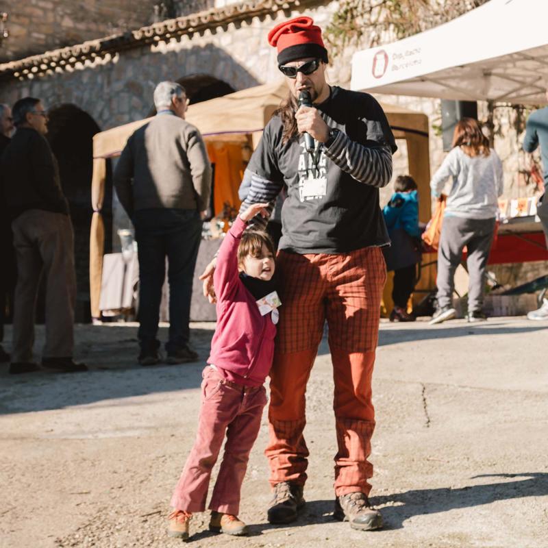 10 de Desembre de 2016 Jordi Giralt animant la festa  Clariana -  Mariona Miquel