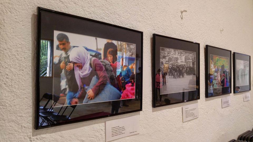 23.9.2017 Exposició de fotografies 'Posa’t al seu lloc' de Dan Ortínez i Bernat Enrich  Clariana -  Marina Berenguer