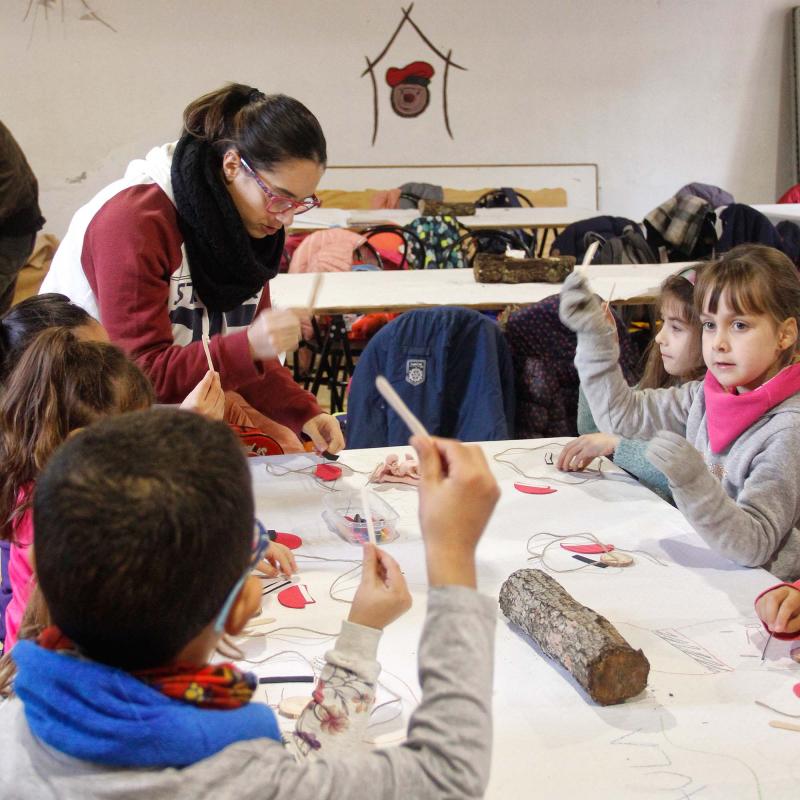 Els alumnes de l'escola Taquígraf Garriga d'Esparreguera venen a veure els primers tions