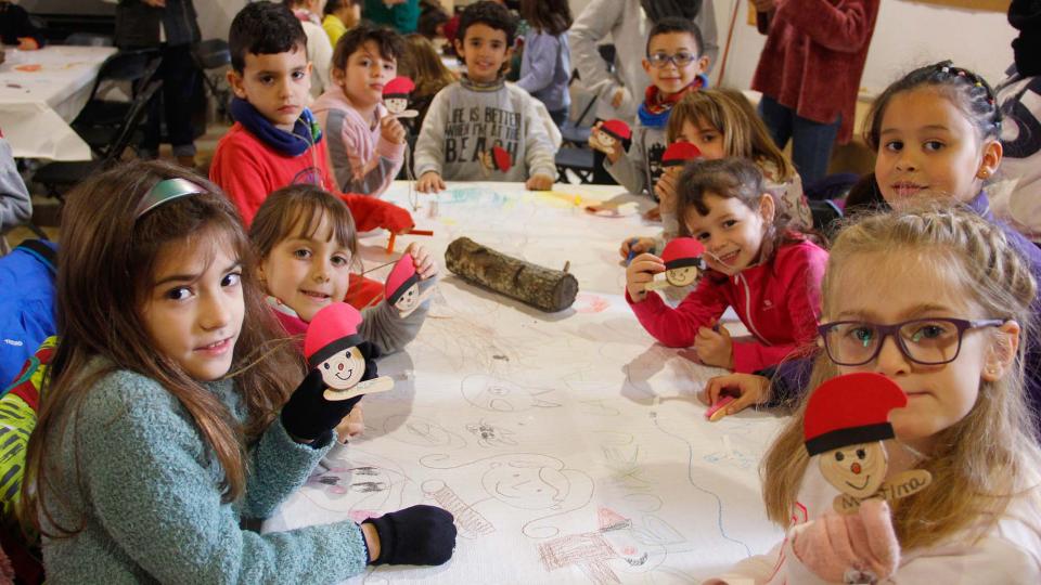 Els alumnes de l'escola Taquígraf Garriga d'Esparreguera venen a veure els primers tions