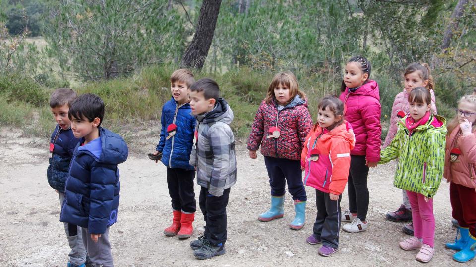 Els alumnes de l'escola Taquígraf Garriga d'Esparreguera venen a veure els primers tions