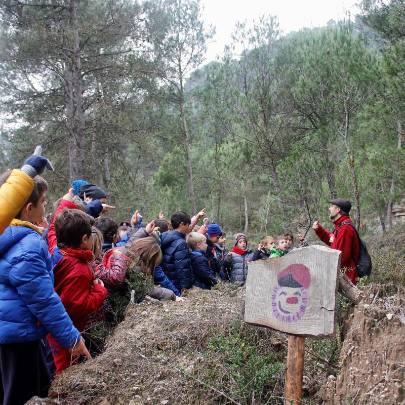 Els alumnes de l'escola Taquígraf Garriga d'Esparreguera venen a veure els primers tions