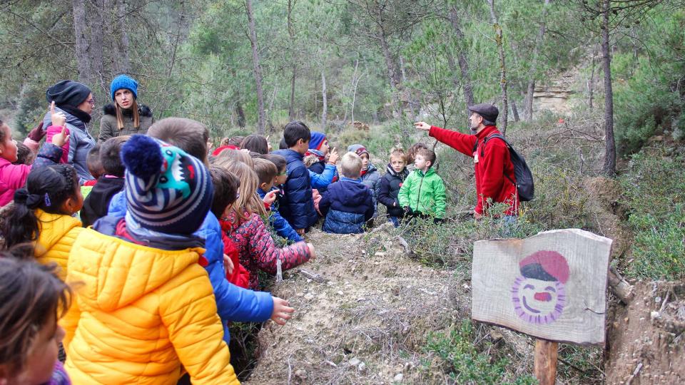 Els alumnes de l'escola Taquígraf Garriga d'Esparreguera venen a veure els primers tions