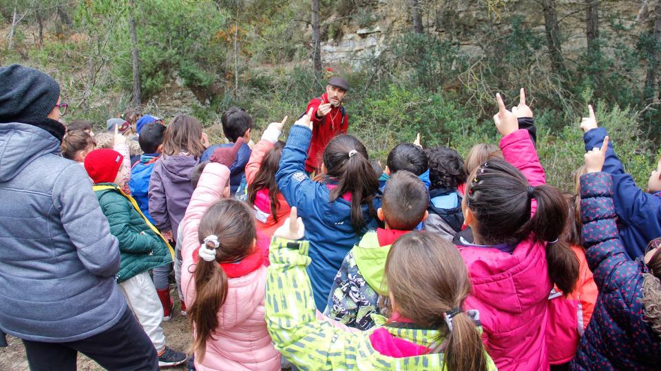 Els alumnes de l'escola Taquígraf Garriga d'Esparreguera venen a veure els primers tions