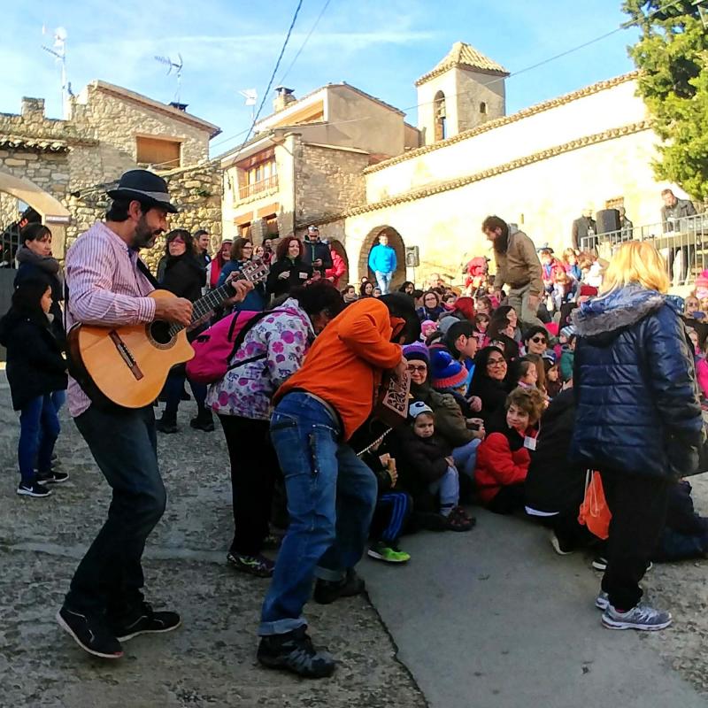 presentació de la Festa, a càrrec de Mònica Torra