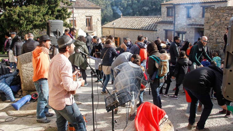 8 de Desembre de 2018 Jordi Giralt animant la festa  Clariana -  Bàrbara Balcells