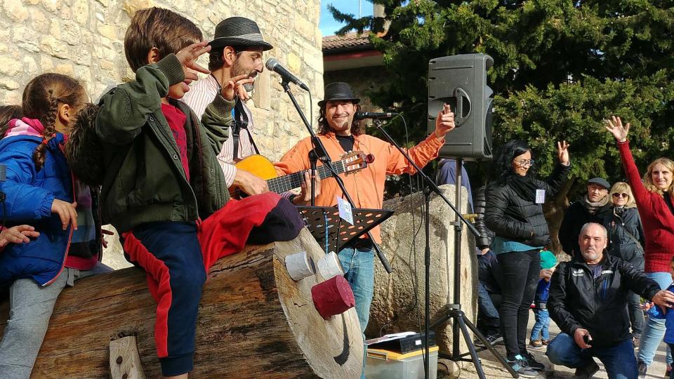 8.12.2018 Jordi Giralt animant la festa  Clariana -  Martí Garrancho