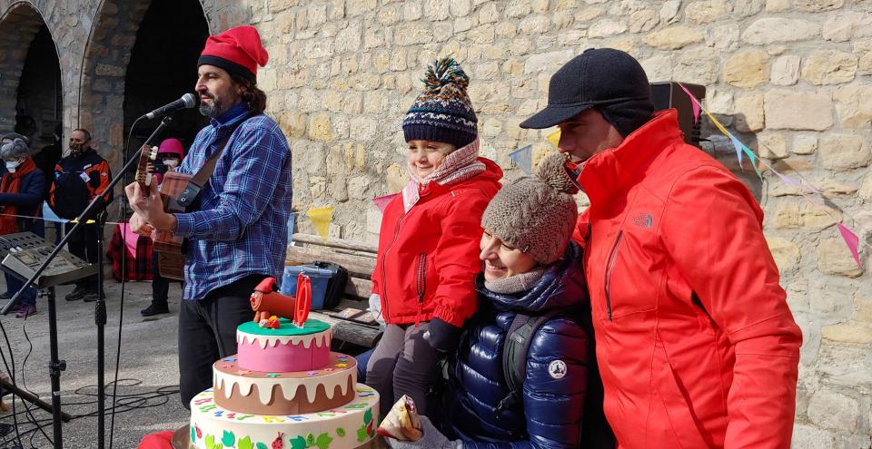 5.12.2021 10a Festa del Tió d'Argençola  Clariana -  Marina Berenguer