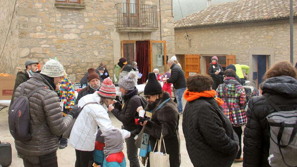 5.12.2021 10a Festa del Tió d'Argençola  Clariana -  barbara balcells