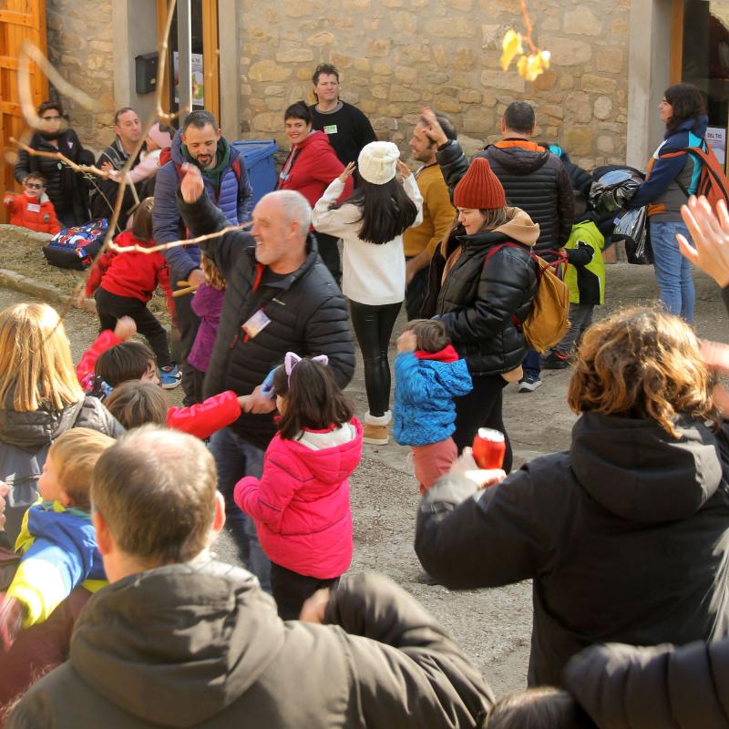 4.12.2022 11a festa del tió  Clariana -  Bàrbara Balcells