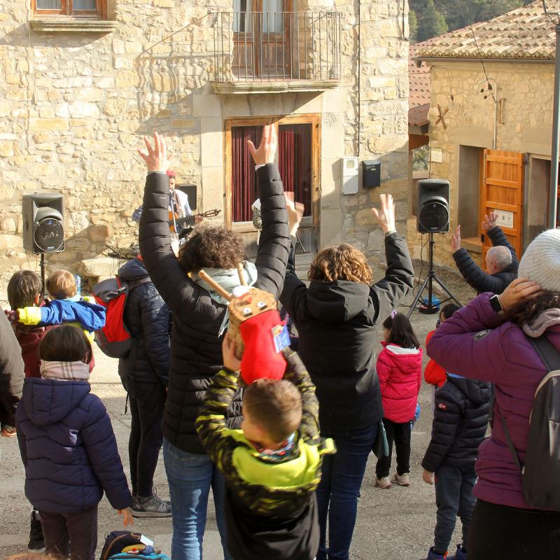 4.12.2022 11a festa del tió  Clariana -  Bàrbara Balcells